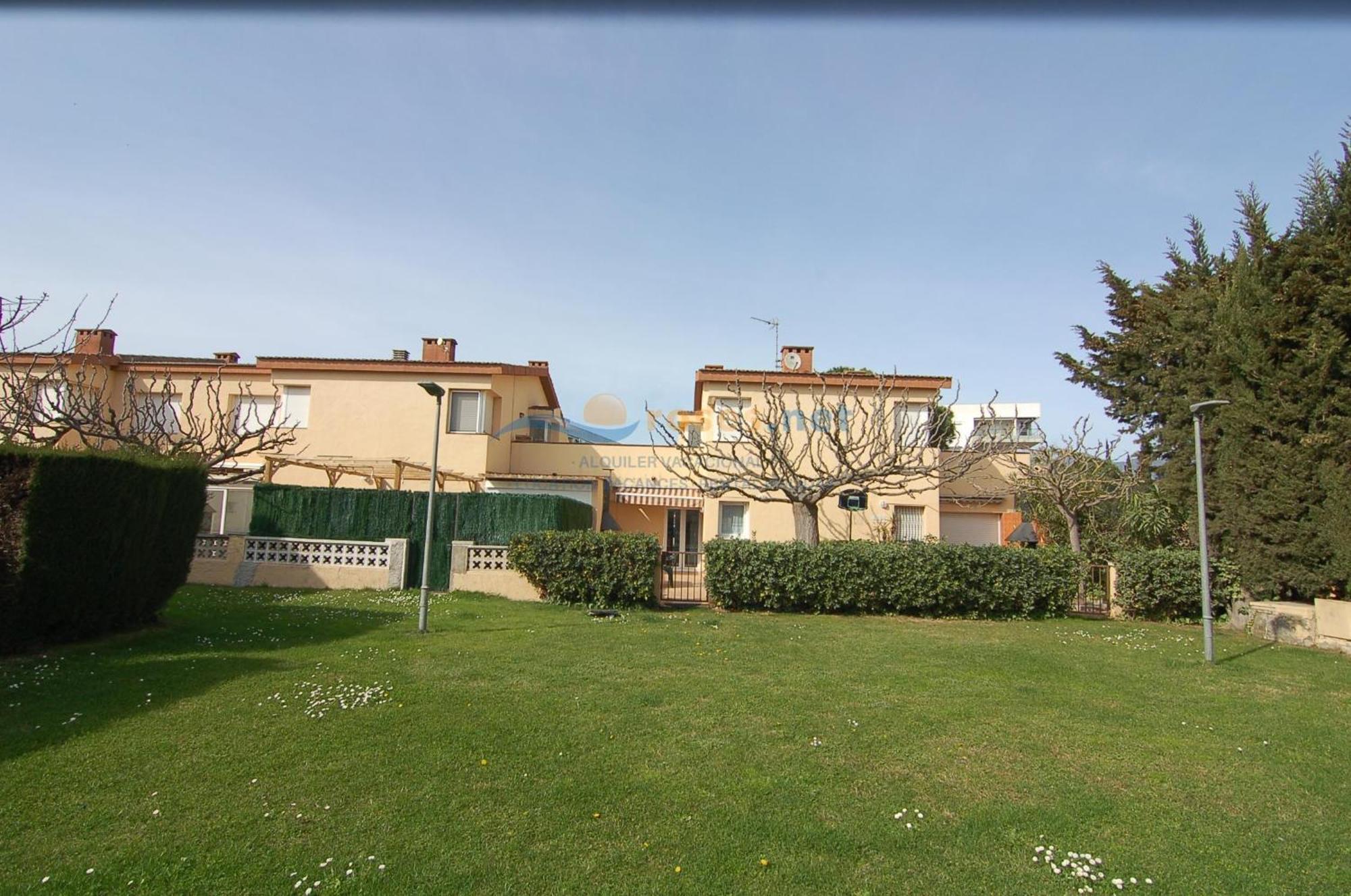 Vila Rnet - Port Estrella 8 Roses Exteriér fotografie